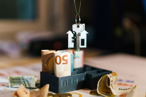 Home purchase planning with a house key